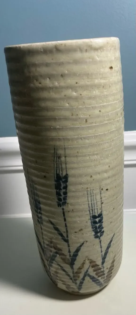 Vintage Tan Speckled Mid Century Hand Made Pottery Vase with wheat flowers